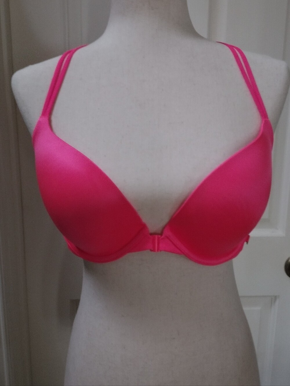 Victoria's Secret Front Close Bra